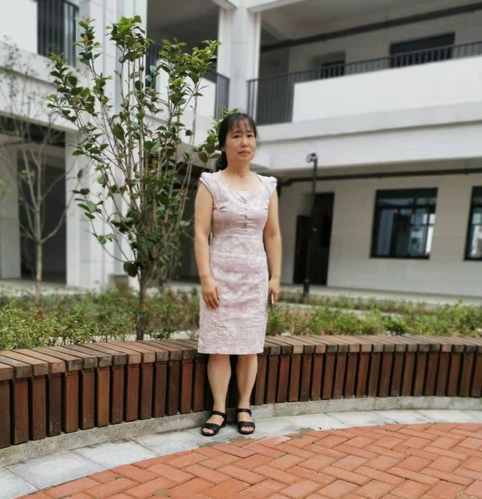 abe739613ff54d388e5c4c153aed799d.jpg