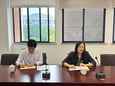 精准调研把方向，菡萏逐风向生长——常熟市教师发展中心莅临我校调研指导