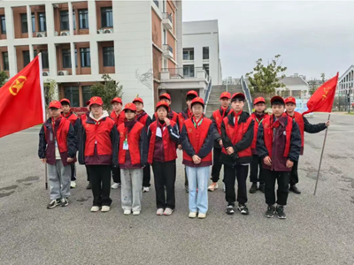 赓续雷锋薪火 共筑时代芳华——锦荷中学学雷锋系列活动